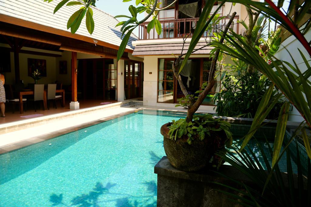 Villa Mudha 3 Sanur Room photo